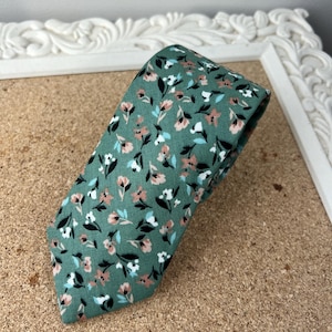 Corbata floral de boda verde menta, corbata de padrino de boda, regalo para el novio, corbata fina de algodón con estampado floral
