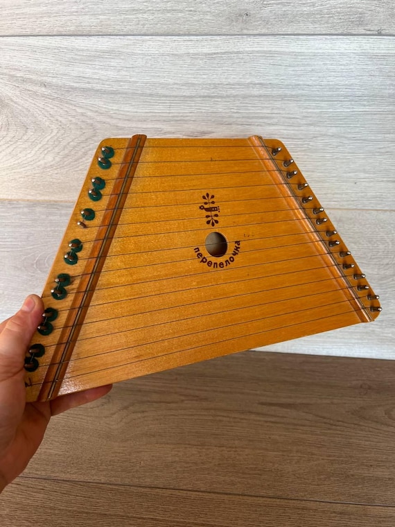 Zither ツィター　（チター）ケース付き Zither ツィター （チター）ケース付き