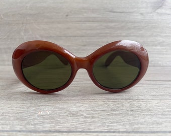 80s vintage sunglasses 60's 70's Ladies women men's unisex sunglasses Sunglasses vintage condition Colorful women's eyeglasses Accessories