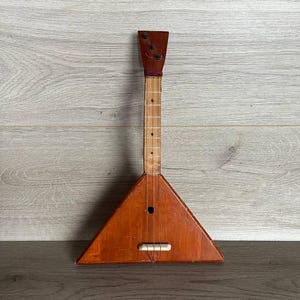 Vintage Kinderspielzeug Balalaika Holzspielzeug Streichinstrument Kindermusikinstrument Balalaika Retro mini russisches Musikinstrument
