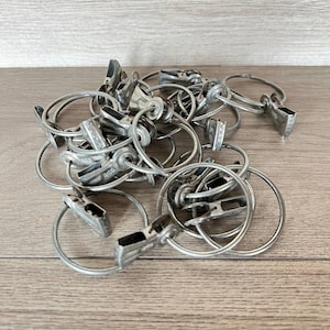 Vintage Metal Curtain Clips with Rings: Set of 20 Rustic Farmhouse Decor