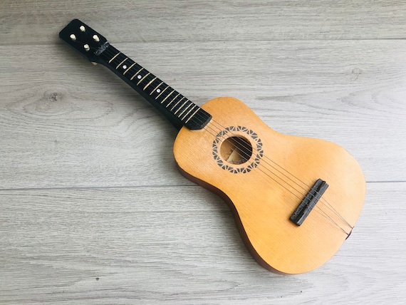 Guitarra de juguete española infantil