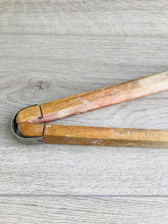 Vintage wood washing tongs wooden tongs clothes pincers primitive laundry tool rustic room decor antique laundry tongs
