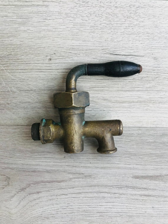 Vintage Messing Weinfass Wasserhahn Zapfhahn Antik Spigot Schlüssel  Ungewöhnliche alte Wasserhahn Industrial Wasserventil Home Dekor Weinfass  Spigot Barrel Tap - .de