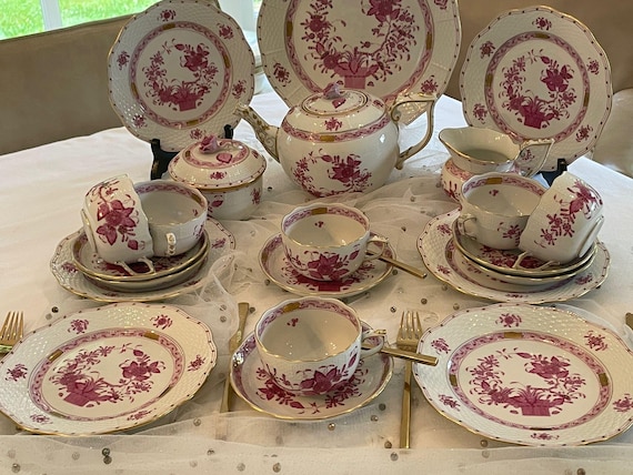 Herend Hungary Indian Basket Tea Set, Raspberry Floral, 22-piece