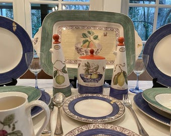 Wedgwood Sarah's Garden Dinner Service for 4 Place Settings, Gift