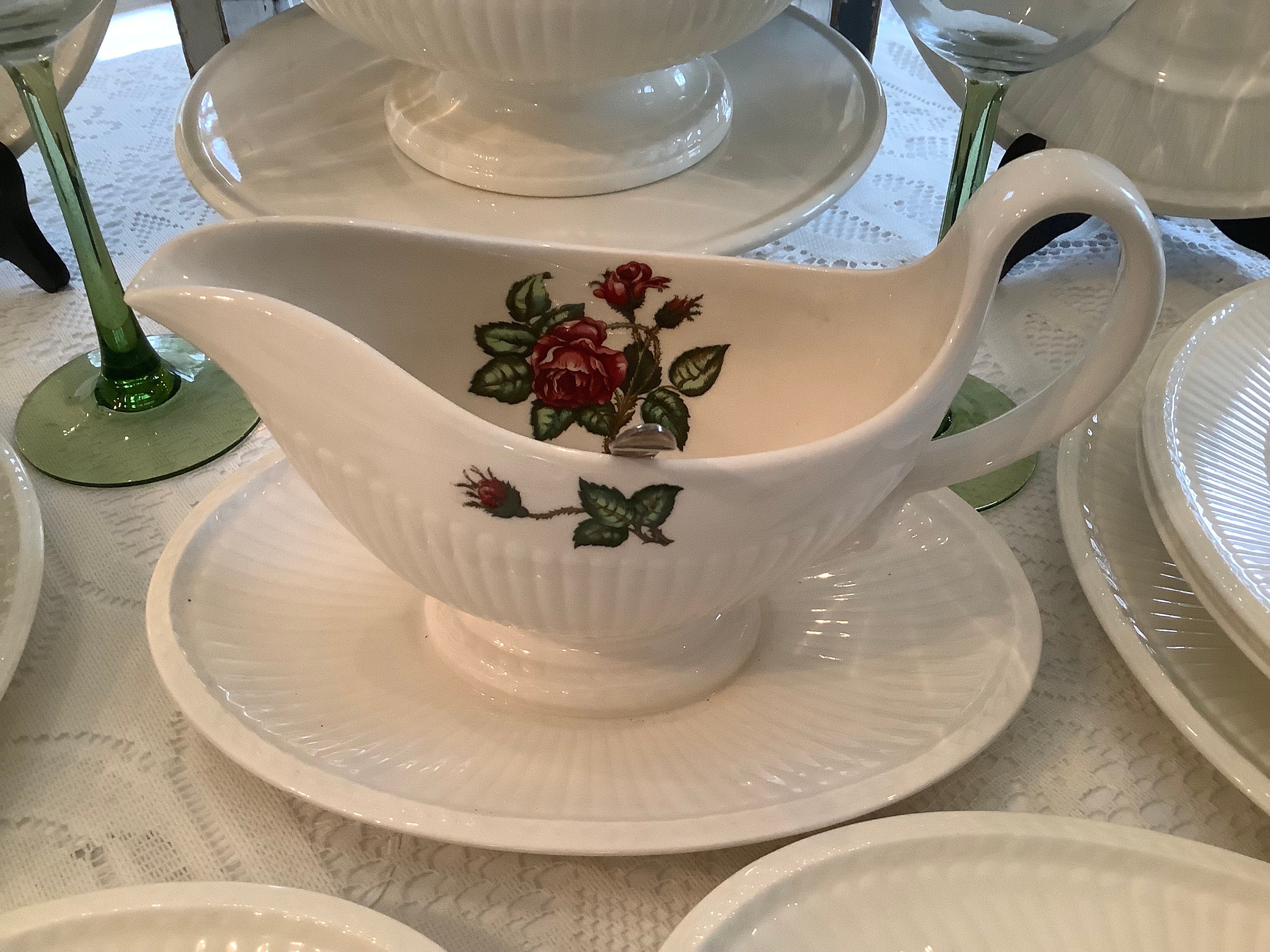 Wedgwood Moss Rose Dinner Set for 6 Place Settings, Wedding Gift