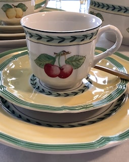 Villeroy & Boch French Garden Dinnerware Set, 18 Piece Vitro
