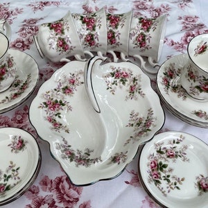 Royal Albert Lavender Rose jest zestawem gebak / petit Fours, GRATIS VERZENDING, huwelijkscadeau, bruidsdouche cadeau