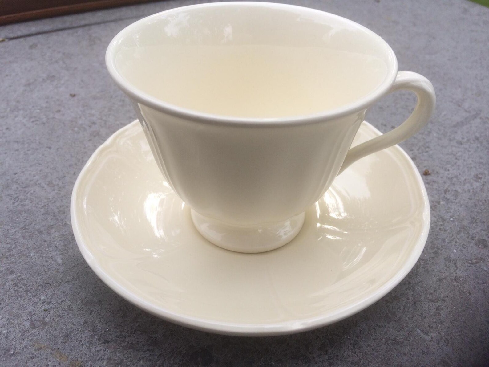 Wedgwood Queens Plain teacups and saucers wedding gift Etsy