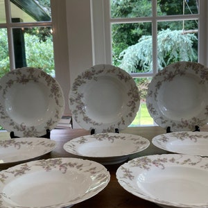 Faïencerie De Gien, Tulips Cup and Saucer Armoires Allure