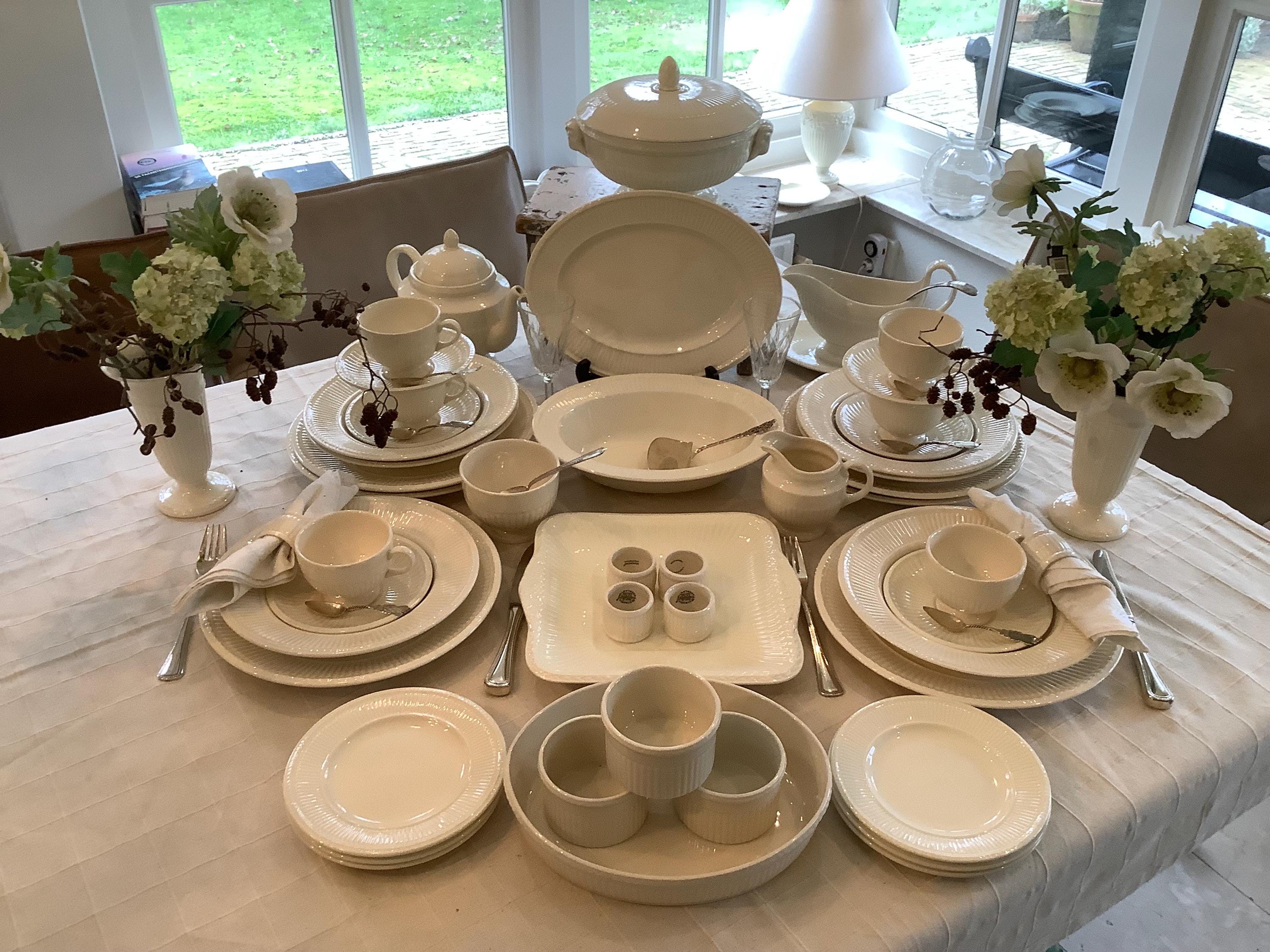 Vintage Wedgwood Edme Dinner Service, 50-piece Set, 6 Place