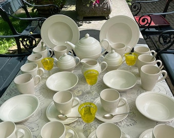 Vintage Wedgwood Windsor Tea Set, 31 Piece Cream Dinnerware