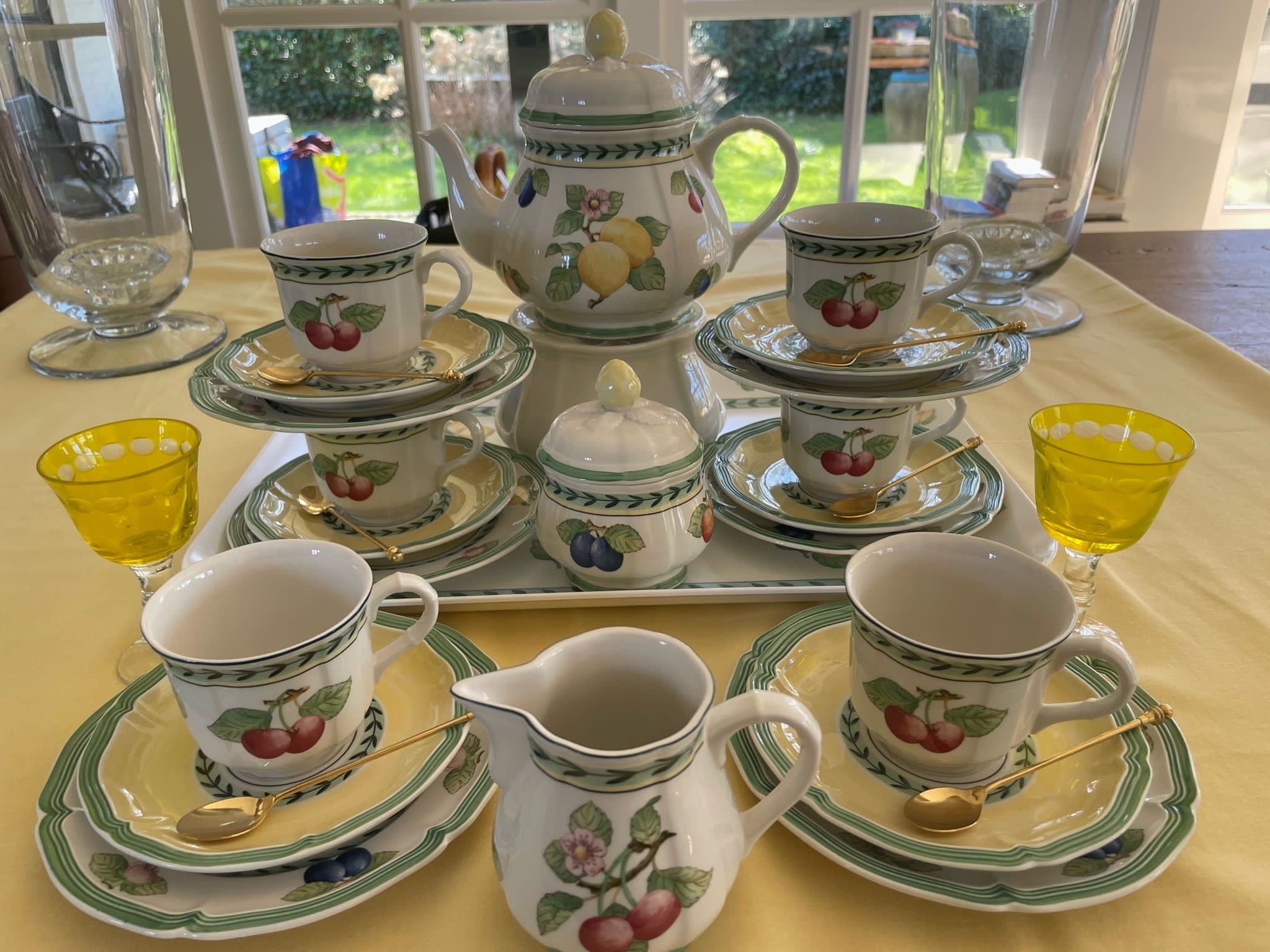Villeroy & Boch French Garden Fleurence Tea and Pastry Service