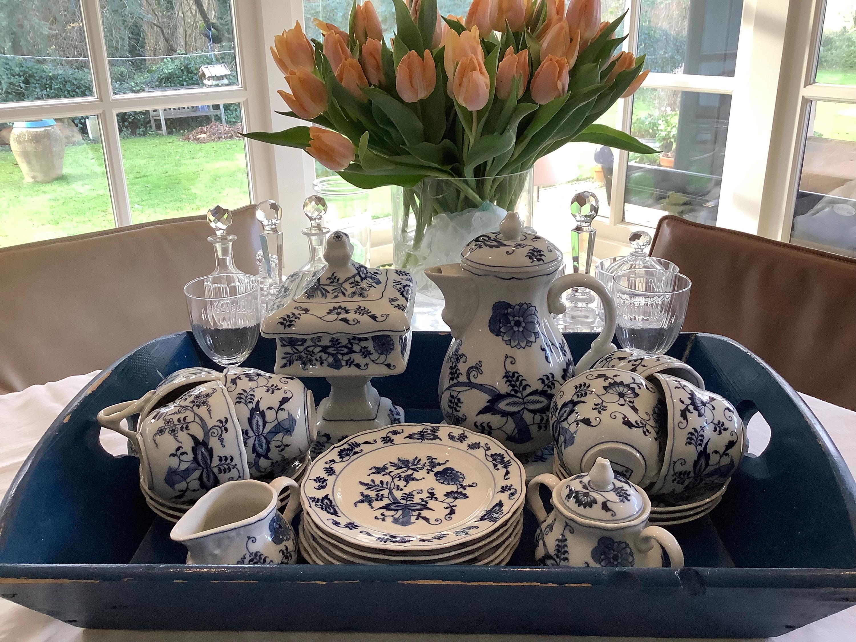 Blue Danube Porcelain Coffee Pastry Set, Delft Blue Zwiebelmuster