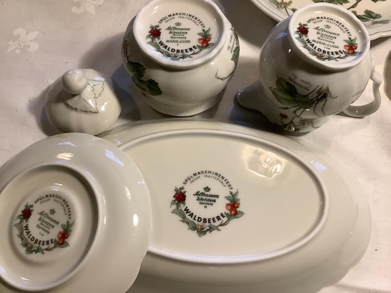 Seltmann Weiden Marie-luise Waldbeere Porcelain Breakfast Service