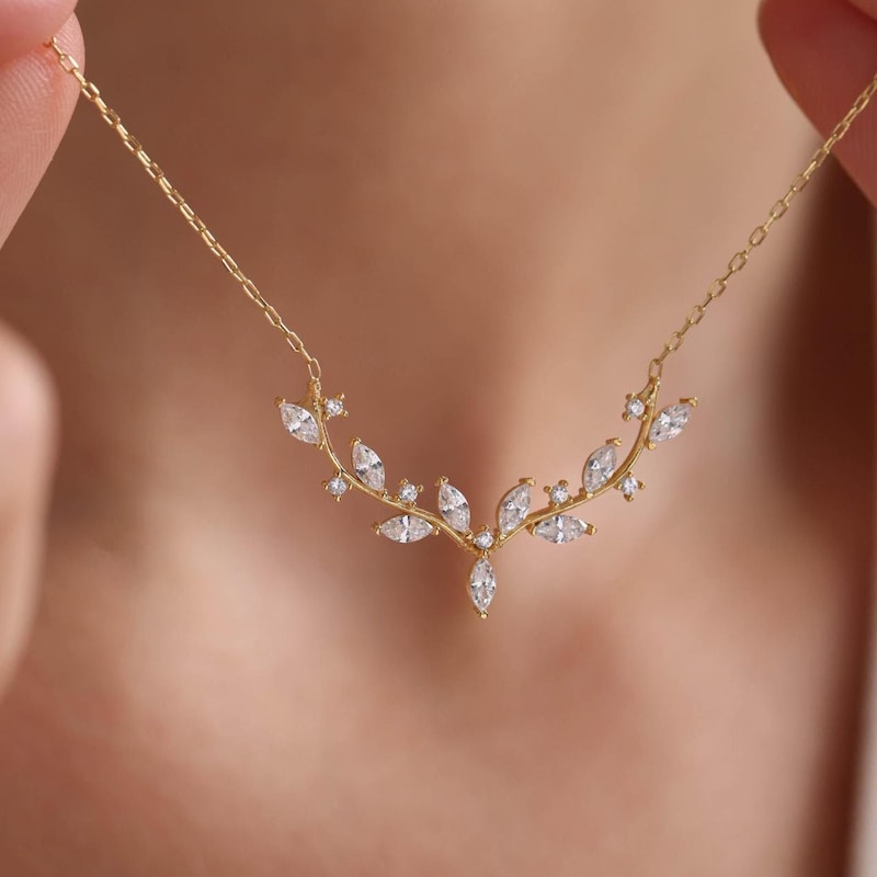 IVY LINK NECKLACE GOLD main image 0