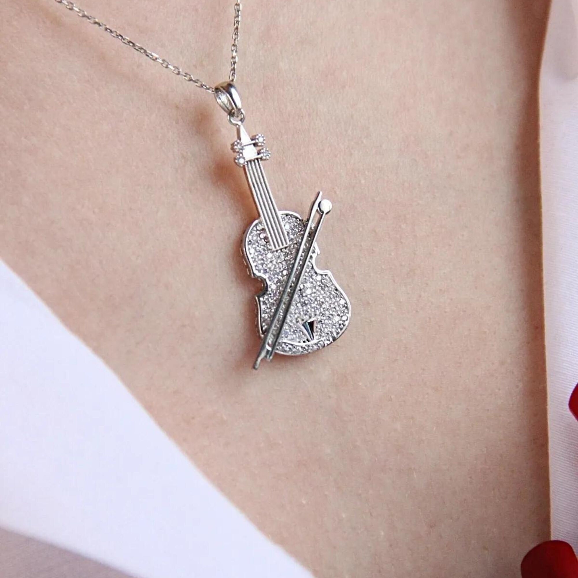 Collana con ciondolo a forma di violino in argento sterling fatta a mano - Italia