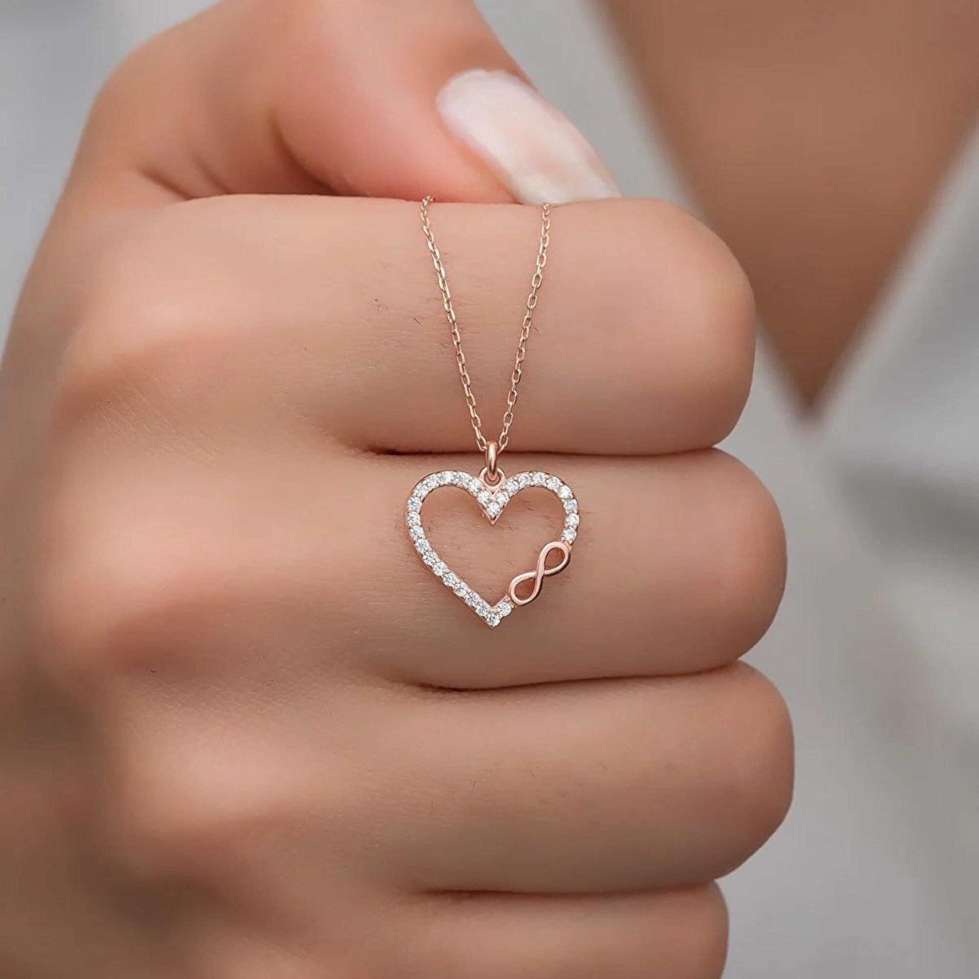TURANDOSS Mothers Day Gifts Rose Heart Necklace For Women S925 Sterling Silver Rose Love Heart Initial Necklaces Valentines Birthday Gifts Mother's Day Gifts For Her Mom Wife Girlfriend