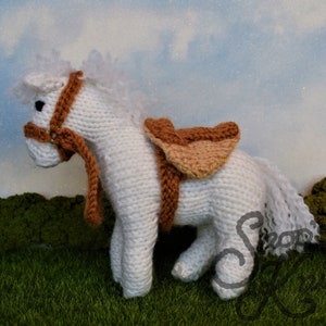 Saddle & Bridle Knitting Pattern Snoo&#39;s Knits – Pattern Only