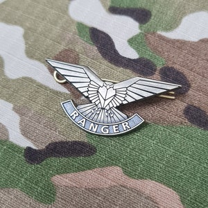 Regimiento de Rangers - Insignia de gorra de metal - Ranger / Ejército / Operaciones especiales