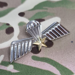 Netherlands Parachutist / Paratrooper Jump Wings Metal - A Wing (Advanced) - badge / brooch