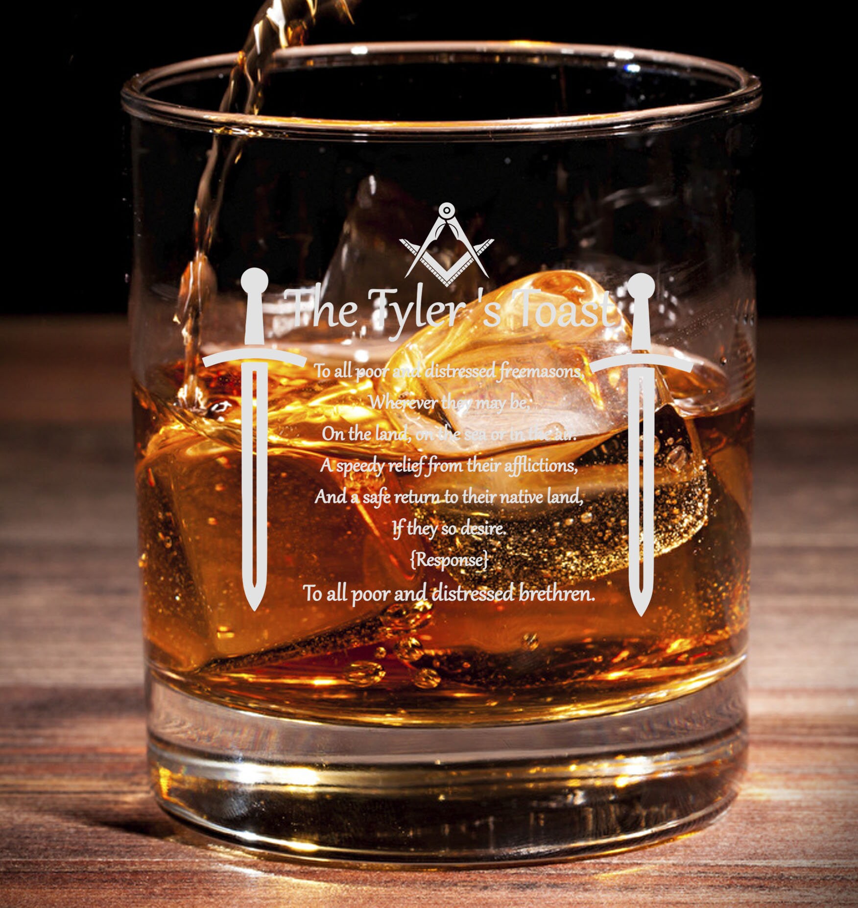Vaso de whisky Tyler's Toast con grabado masónico (masón) de 330 ml - vaso de bola baja