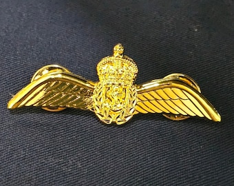 FAA / Fleet Air Arm / Royal Navy Pilots Wings Metal (Kings Crown / CR3) - (Miniature)