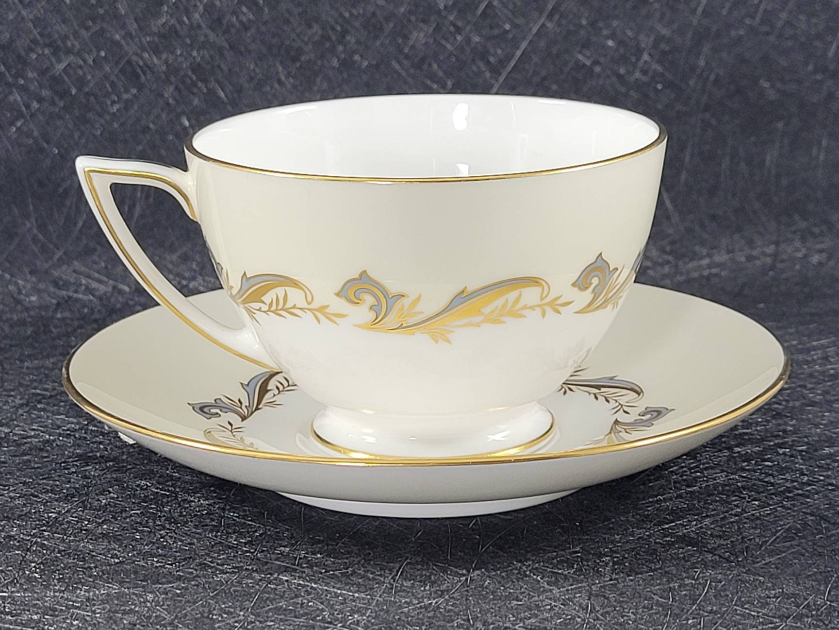 Vintage Minton Gold Laurentian H5184 Cup and Saucer Fine Bone