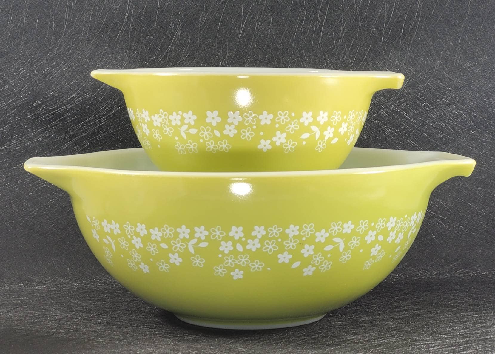 2 Vintage Pyrex Spring Blossom Crazy Daisy Cinderella Bowls