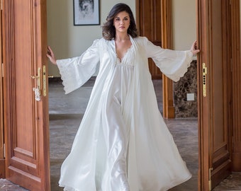 Vestido de novia satinado, bata nupcial, bata de boda, bata blanca marfil, lencería satinada, lencería de boda, lencería nupcial, lencería satinada para mujer,