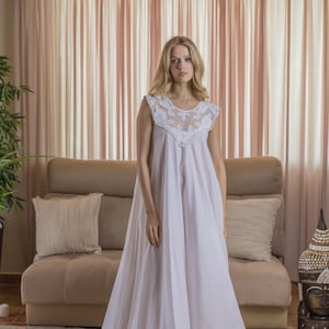 Victorian cotton Nightgown, Vinatge cotton dress, Victorian sleepwear, Long nightgown, Vintage lady dress, Cotton lingerie, Cotton Nightgown