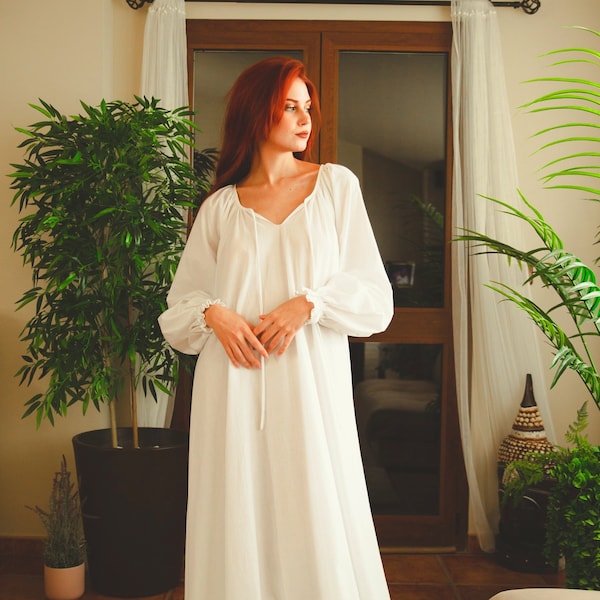 100% Cotton Nightgown, Victorian lingerie, Vintage nightgown, Vintage cotton nightgown, white cottage nightgown, Plus size  white nightgown