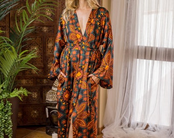 Satin kimono, Luxurious satin robe, Elegant satin loungewear, Unisex Satin Kimono, Fashion satin robe, Kimono with ethnic print, Unisex robe