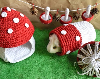 Set of 4pcs Guinea Pig Accessories for cage -  Mushroom pet accessories - Funny guinea pig gift - Guinea Pig House Hay Feeder Tunnel Garland