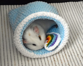 Stay open snuggle sack and pillow - Small pet bedding - Sleeping bag and pillow for guinea pig, hedgehog, rat and other small animals