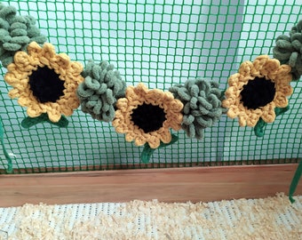 Guinea pig Sunflowers garland for cage decoration. Guinea pigs accessories. Small pet toys.