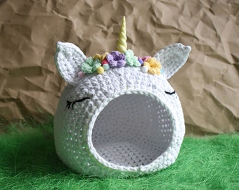 Maison licorne pour cochon d'Inde : refuge fait main confortable pour petit animal de compagnie