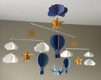 Mobile bébé cinétique bleu garçon origami montgolfière nuage étoile montessori