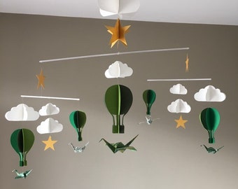 Mobile bébé cinétique végétal jungle vert nature origami montessori montgolfière nuage étoile