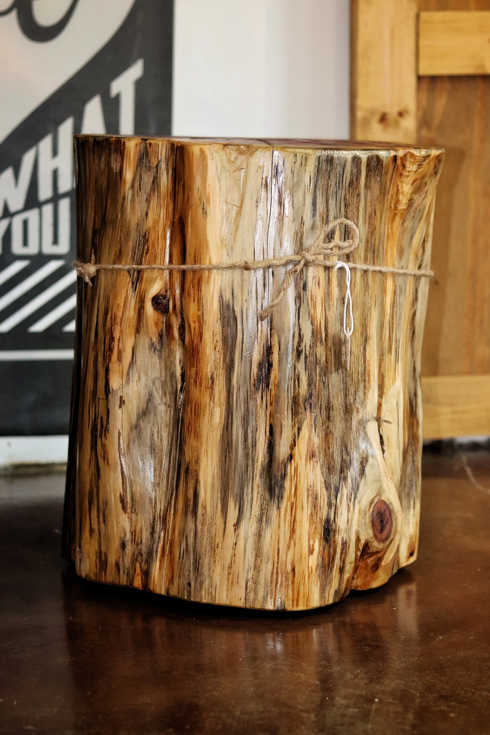 Cedar Stump Table End Table Rustic Nightstand Coffee Table Etsy