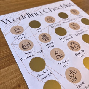 Poster gratta e vinci con lista di controllo per matrimonio Cuore d'oro Geo / Regalo di fidanzamento / Pianificazione del matrimonio