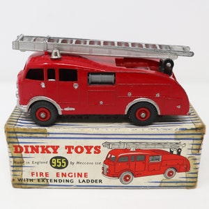 Dinky normalized 555 Fire Engine with