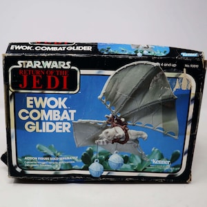 Accesorio de planeador de combate Ewok Palitoy Kenner de Star Wars: El regreso del Jedi ROTJ de los años 80 + figura de acción en caja rara