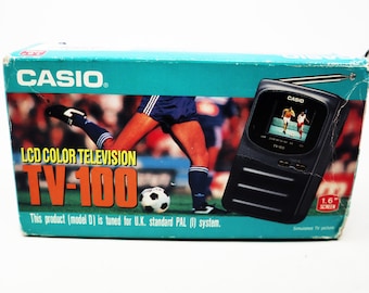 Vintage Casio LCD kleurentelevisie TV-100 Pocket draagbare handheld analoge TV Pal Boxed Retro zeldzaam
