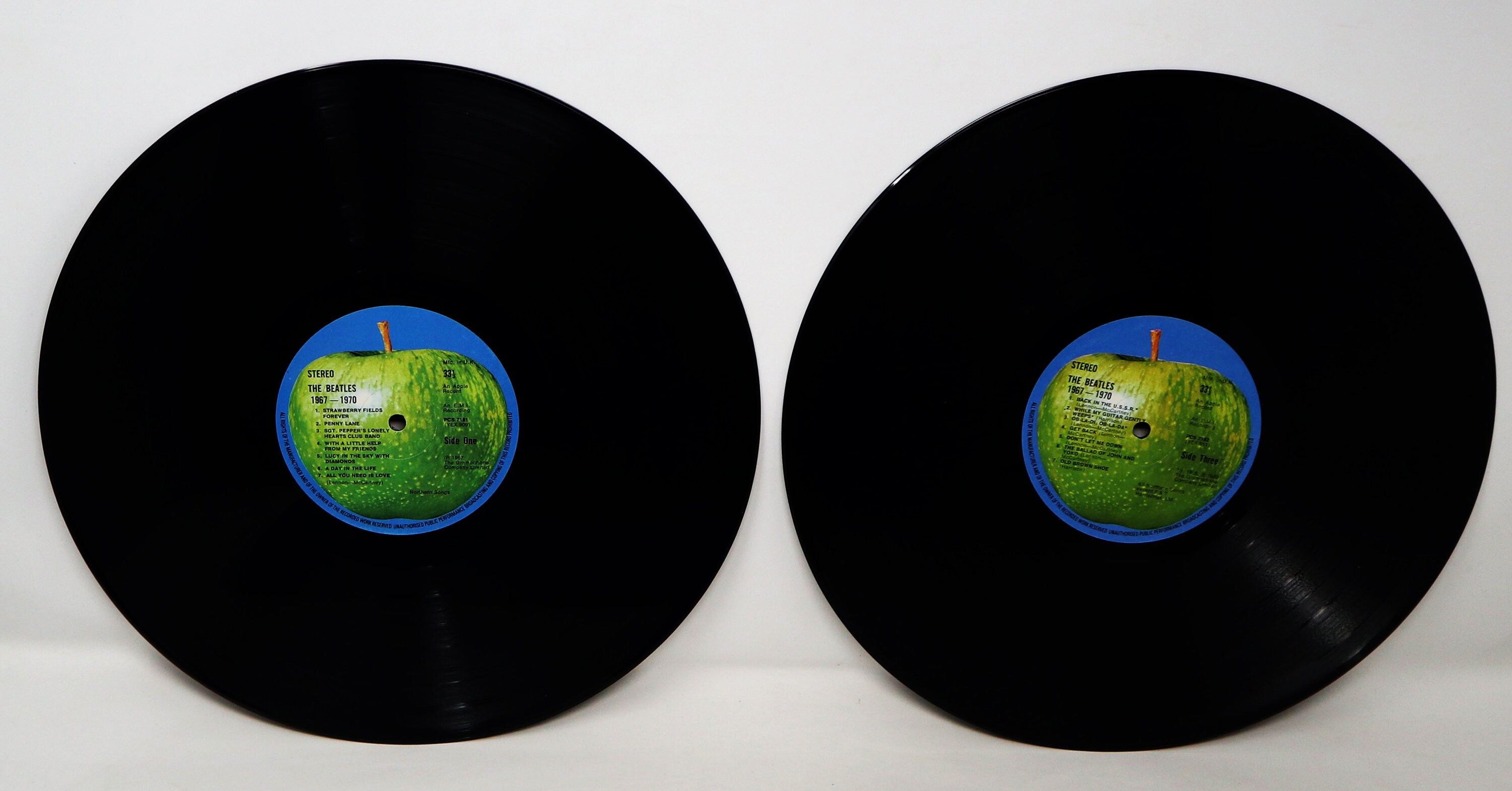 Vintage 1973 70s Apple Records the Beatles / 1967 - 1970 LP Album