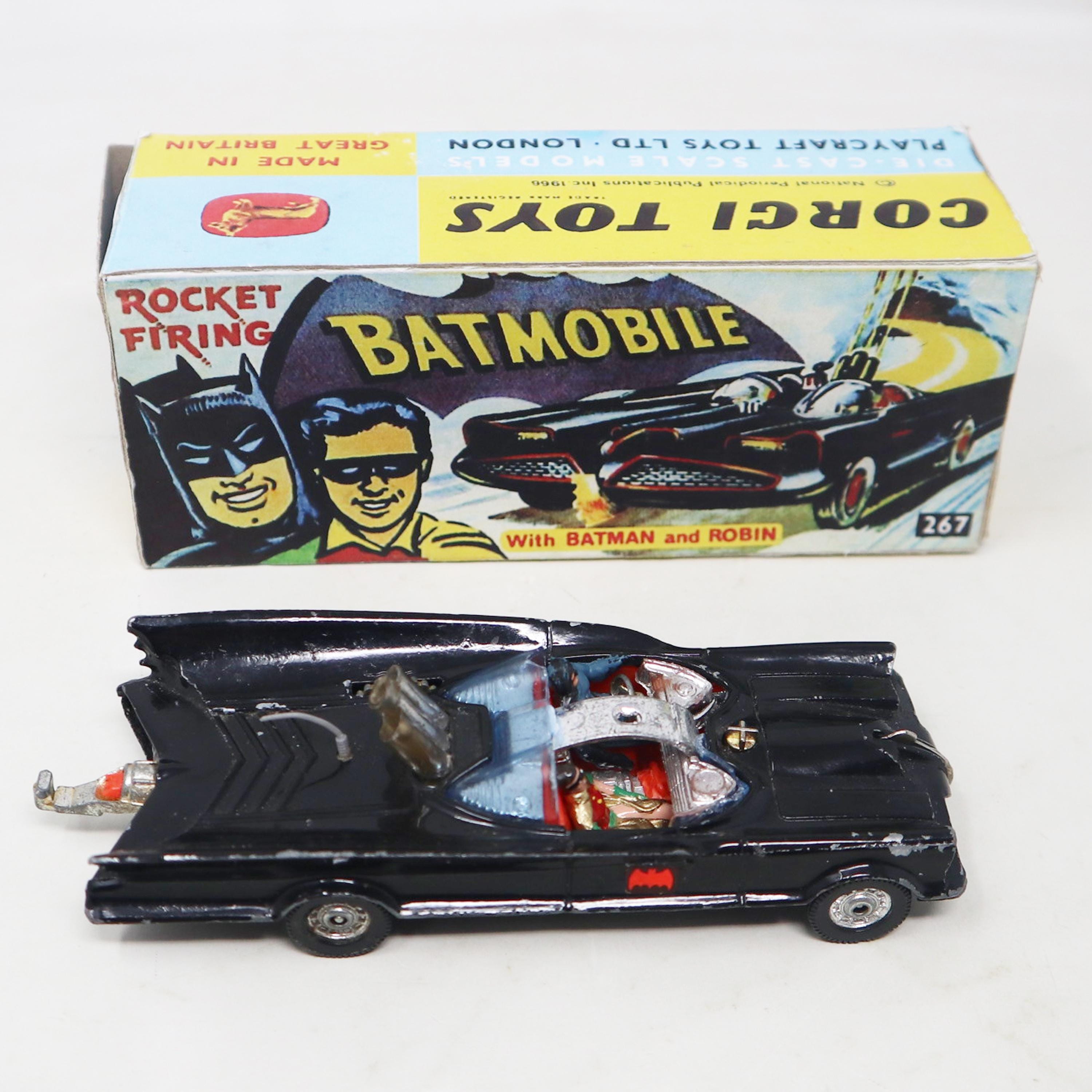 Corgi Toys - CLUB EXCLUSIVE - No 267 - Gloss Black Batmobile