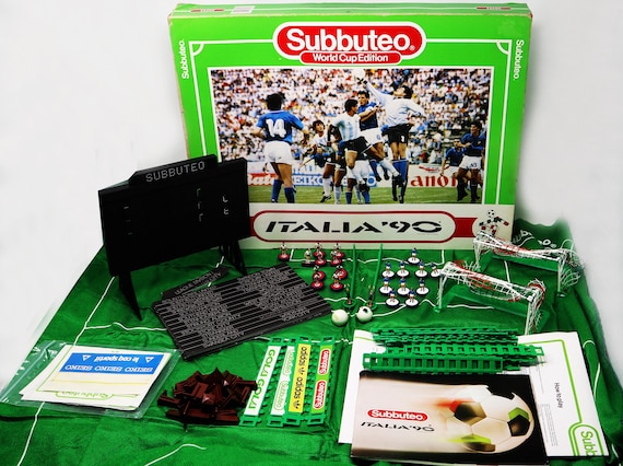 Vintage Waddington Subbuteo the Football Game World Cup Edition