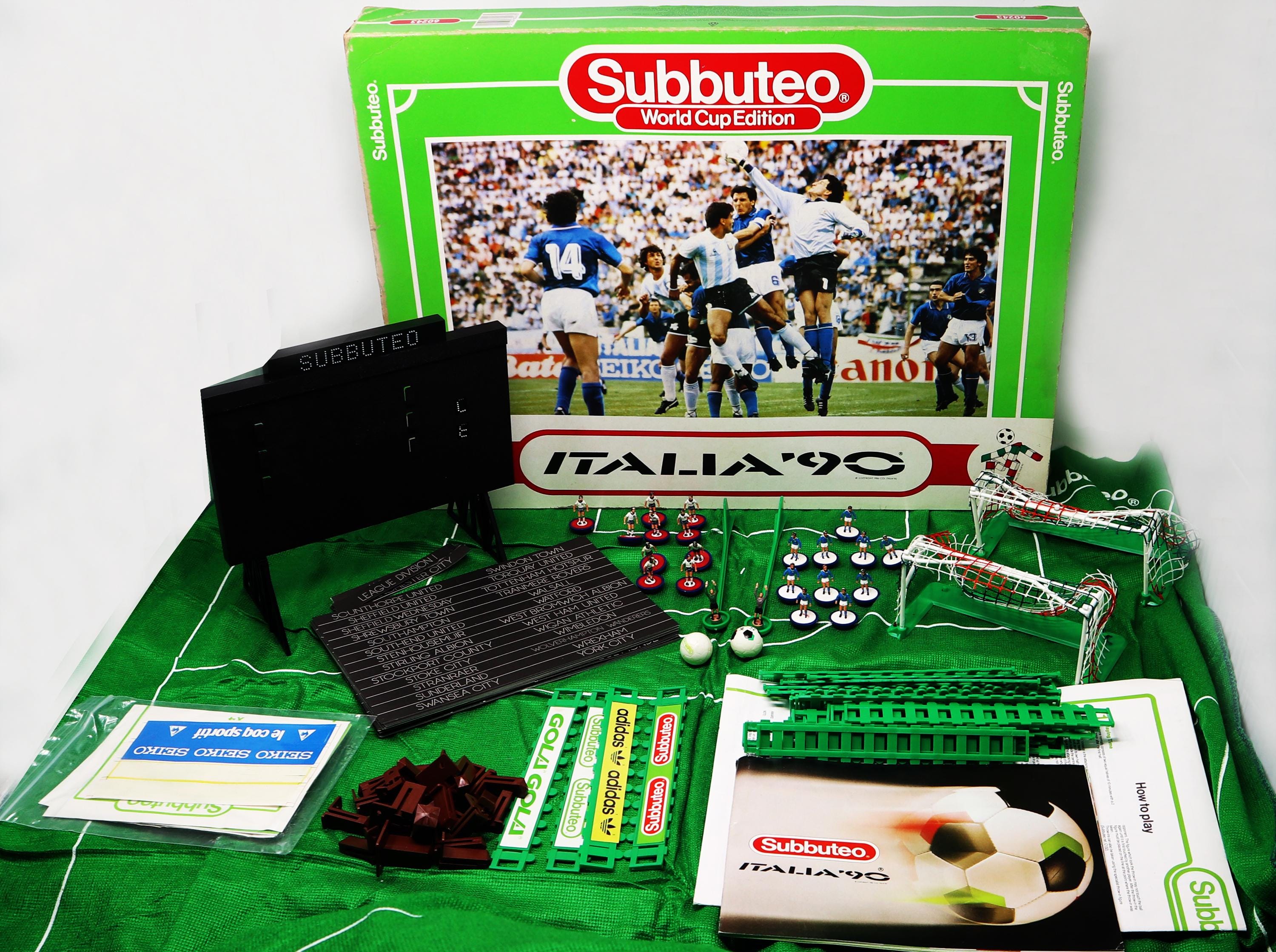 Subbuteo Coupe Du Monde 1990 – Édition Complète Vintage – Collection Rare à Ne Pas Rater !