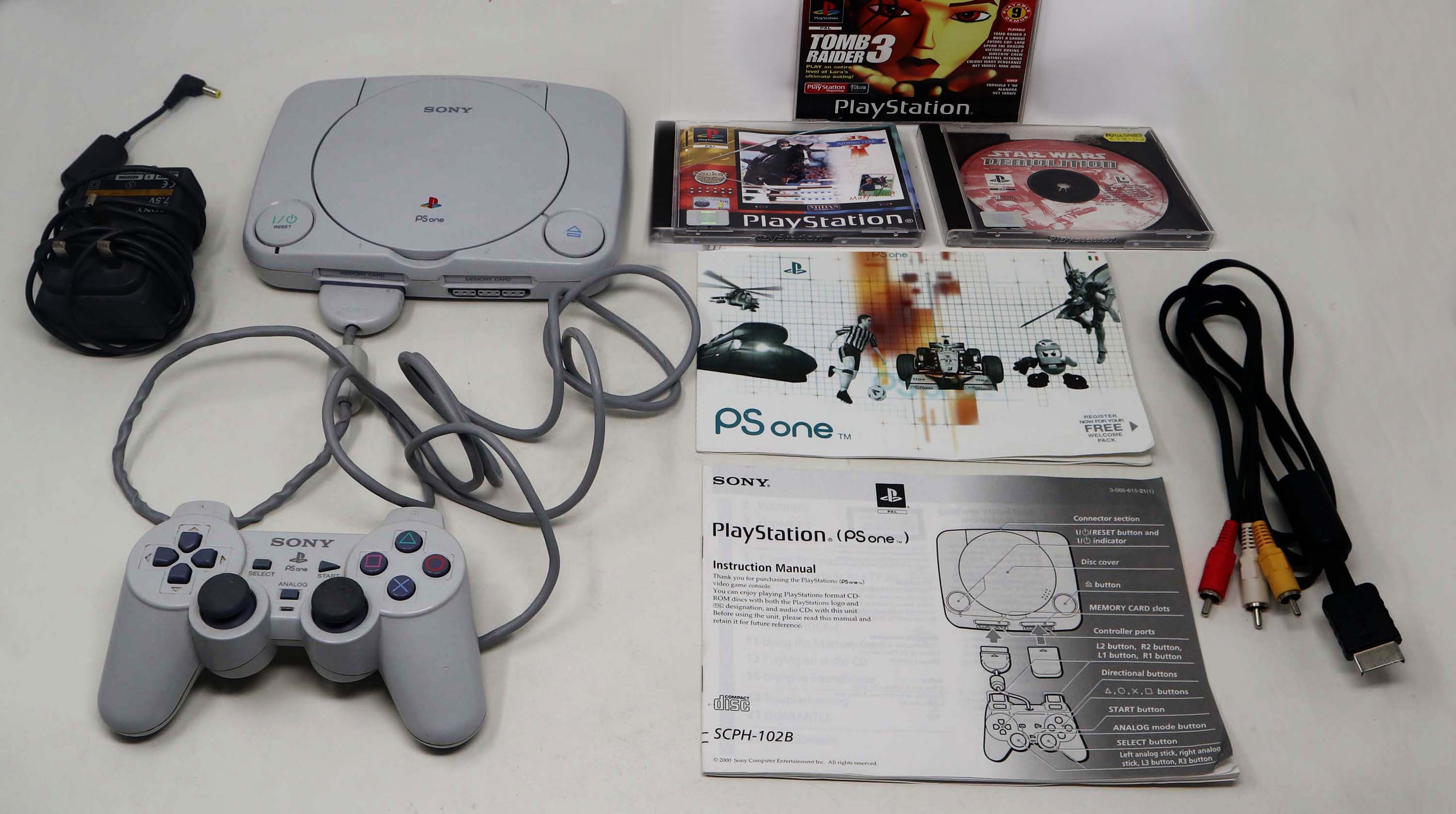 Vintage 2000 Sony Playstation PS One 1 Pal Console Boxed SCPH-102 ...